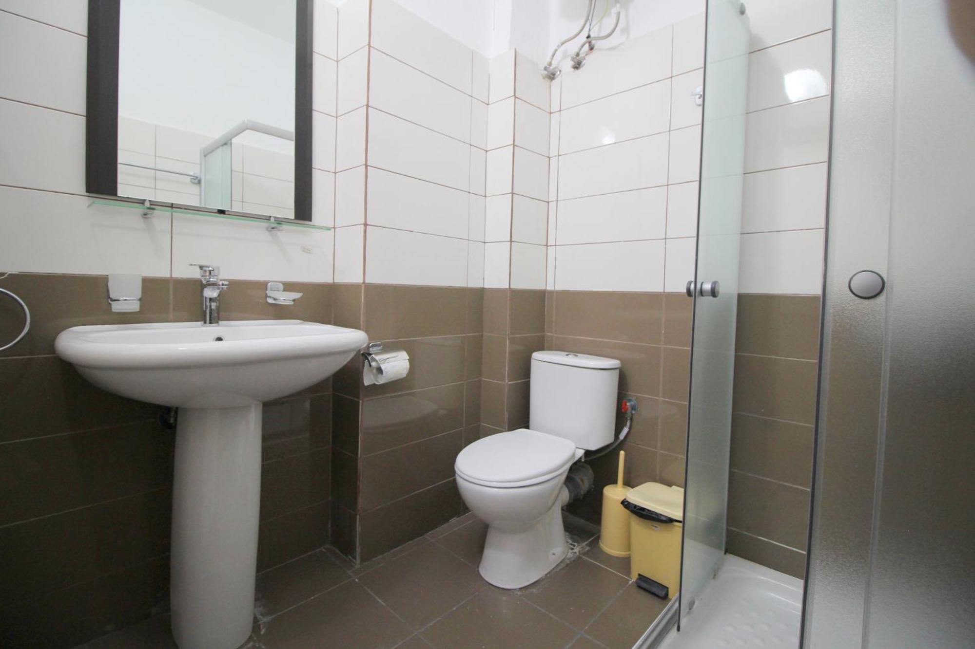 July Seaview Apartments Sarandë Eksteriør billede